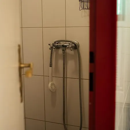 Na Samotě U Včelína Lancov
