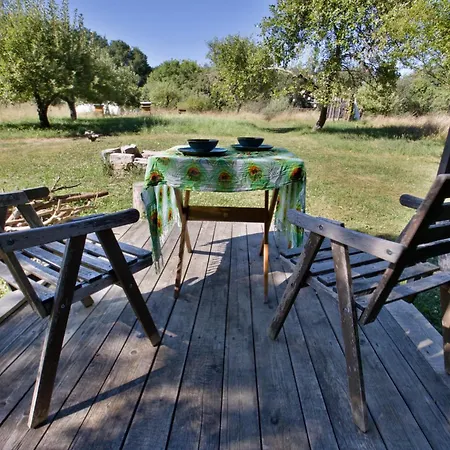 Pansiyon Na Samote U Vcelina Lancov